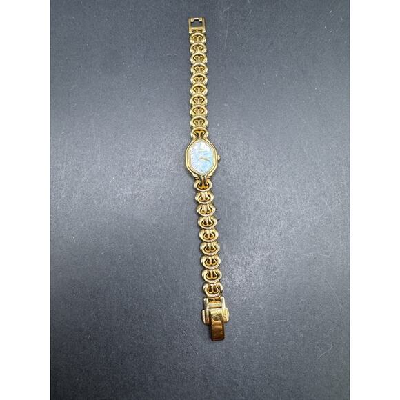 Citizen Eco-Drive B023-K003768 Gold Tone Women's Analog 17mm Wrist Watch - Picture 3 of 13